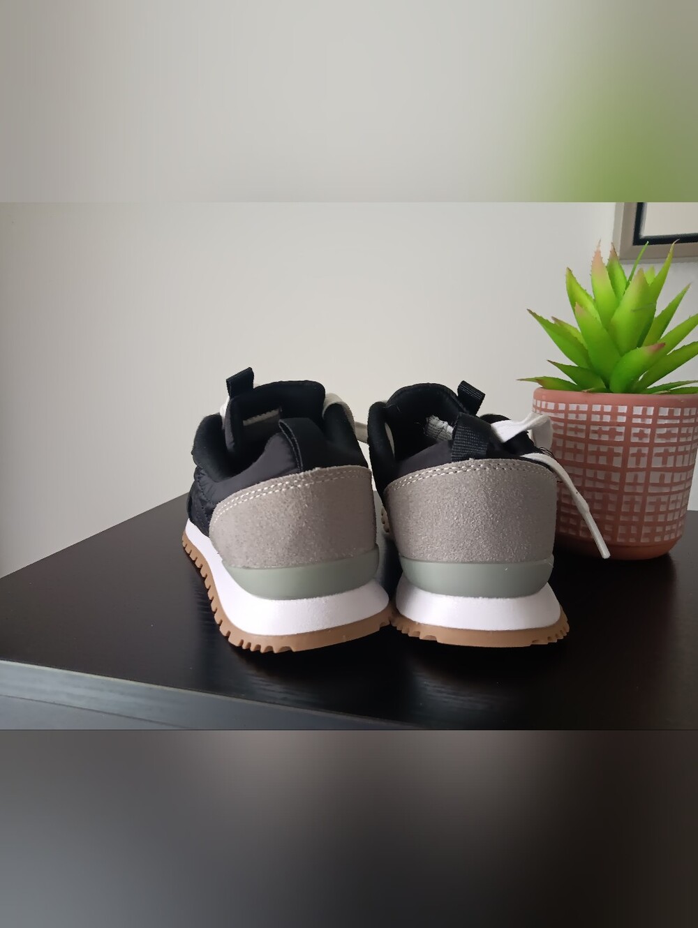 & Other Stories Black, Gray and Gum Kids Sneakers